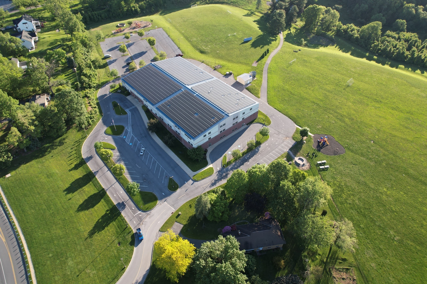 St-Joan-of-Arc-School_-838-kw-rooftop